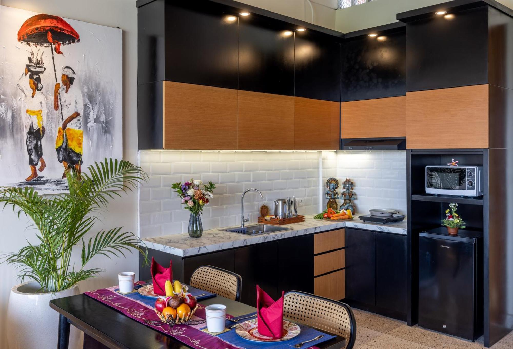 Mokko Suites Batubelig Canggu Exteriör bild